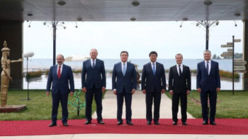 Фотография к новости: Мамин Еуразиялық үкіметаралық кеңес отырысына қатысты