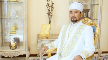 Фотография к новости: Бас мүфти қазақстандықтарды Құрбан айт мерекесімен құттықтады