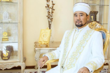 Фотография к новости: Бас мүфти қазақстандықтарды Құрбан айт мерекесімен құттықтады