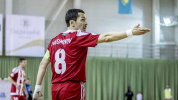 Фотография к новости: Дінмұхамбет Сүлейменов "Қайрат" клубынан кетті