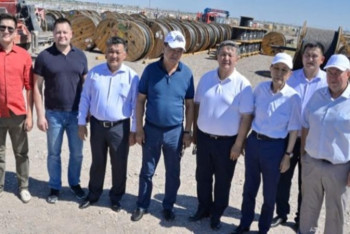 Фотография к новости: Сенаторлар Жамбыл облысындағы шаруа қожалықтарының жұмысымен танысты