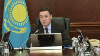 Фотография к новости: Мамин әкімдерге 1 қыркүйекке дейін уақыт берді