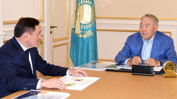 Фотография к новости: Елбасы өңірдегі жастарды жұмыспен қамту мәселесіне көңіл бөлді