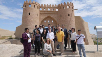 Фотография к новости: Түркістанға шетелдік журналистер келді