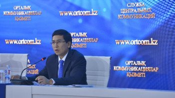 Фотография к новости: Аймағамбетов жалақысы 70 мың теңге мұғалімді сипаттады 