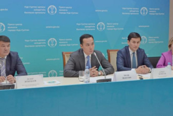 Фотография к новости: Нұр-Сұлтан әкімдігі мұқтаж отбасыдан шыққан 7000 балаға мектеп формасын алып береді