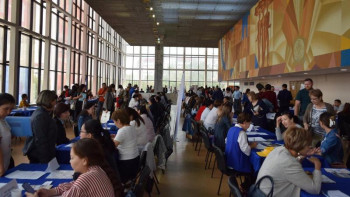 Фотография к новости: Елордада өткен білім саласындағы бос орындар жәрмеңкесінде 300-ден астам адам жұмыс тапты