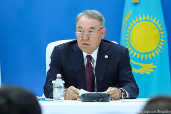 Фотография к новости: Nur Otan партиясы отырысында ел дамуының негізгі бағыттары талқыланады – Назарбаев 