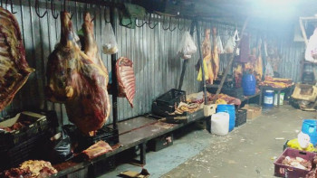 Фотография к новости: Сауда орталықтарында ет өнімдерін сату бойынша көптеген заңбұзушылық анықталды