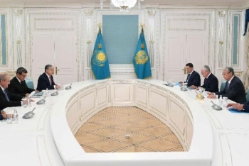 Фотография к новости: Мемлекет басшысы Орталық Азия мемлекеттерінің сыртқы істер министрлерімен кездесті
