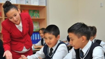 Фотография к новости: Алматы облысының мектептері 1400 жас маманмен толықты 