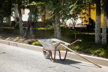 Фотография к новости: Атыраулық «Жасыл ел» сарбаздары облыс аумағын қоқыстан тазартты