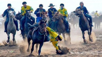 Фотография к новости: Түркістан: Түлкібастық жастар көкпардан Азия чемпионы атанды