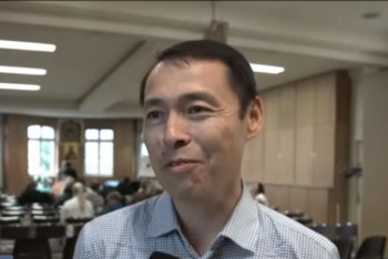 Фотография к новости: Қазақ ақыны Бельгия мен Франциядағы фестиваль лауреаты атанды