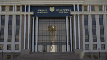 Фотография к новости: Қорғаныс министрлігі парашютпен секіру кезінде қаза болған әскери қызметшіге қатысты түсініктеме берді