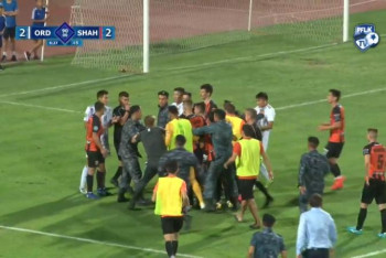 Фотография к новости: Шымкенттегі «Ордабасы» мен «Шахтер» ойынынан шу шықты