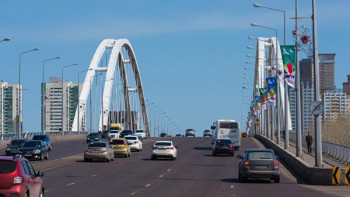 Фотография к новости: Шет елдің нөмірі бар көліктерді онлайн әрі тегін тіркеу жүйесі іске қосылады