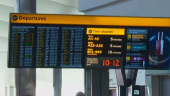 Фотография к новости: Ұлыбританияда сұйық заттарды алып жүруге салынған тыйым алып тасталады