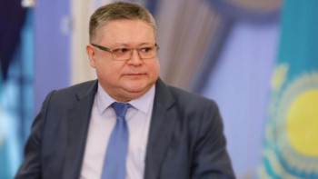 Фотография к новости: Тәжин «Болашақ» стипендиясын тағайындау жөнінде комиссия отырысын өткізді 