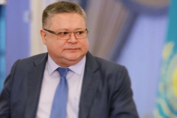 Фотография к новости: Тәжин «Болашақ» стипендиясын тағайындау жөнінде комиссия отырысын өткізді 