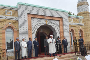 Фотография к новости: Павлодар облысында жаңа мешіт ашылды