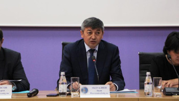 Фотография к новости: Жүргенов атындағы өнер академиясының ректоры тағайындалды