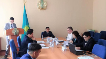 Фотография к новости: Ақмола облысында мемлекеттік қызметтерге қатысты мәселелер тікелей эфирде талқыланды