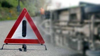 Фотография к новости: Шаңды дауыл салдарынан Маңғыстауда 4 жүк көлігі мен 2 жеңіл көлік соқтығысты 