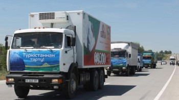 Фотография к новости: Түркістан облысы өнімдерінің керуені астанаға аттанды