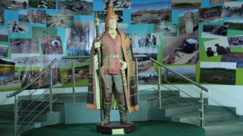 Фотография к новости: ШҚО-да ежелгі өнерден сыр шертетін ерекше көрме ашылды