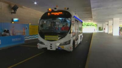 Сингапурде алғаш рет жүргізушісі жоқ автобустар қала көшелеріне шықты