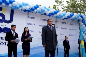 Фотография к новости: Ректор: Білім ордаларына қойылатын талап күн санап күшейіп келеді