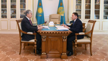 Фотография к новости: Президент Ақмола облысы әкіміне жер ресурстарын тиімді пайдалану мәселесін тапсырды