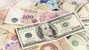 Фотография к новости: Аргентинада АҚШ долларын сатып алуға шектеу қойылды