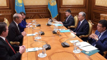 Фотография к новости: Президент «Шеврон» компаниясының директорлар кеңесінің төрағасын қабылдады