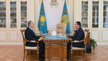 Фотография к новости: Мемлекет басшысы Асқар Маминді қабылдады