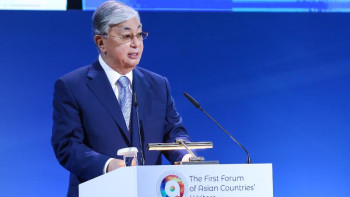 Фотография к новости: Президент: Қазақ әдебиеті - халқымыздың тарихымен біте қайнасқан асыл қазына