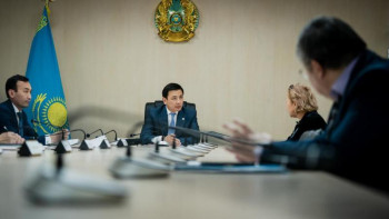 Фотография к новости: Көлгінов "Жанұя" отбасы институтын қолдау орталығында азаматтарды қабылдады