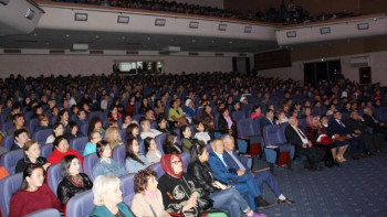 Фотография к новости: Павлодарда «Anа tili» мобильдік қосымшасының тұсаукесеріне 800 шақты адам жиналды