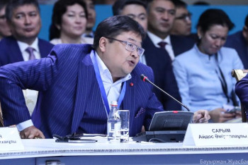 Фотография к новости: Саяси реформаларды қаламайтындар биліктің ішінде де бар – Айдос Сарым