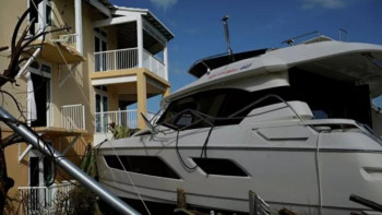 Фотография к новости: Канадада дауыл салдарынан 500 мыңға жуық адам жарықсыз қалды