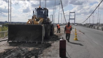 Фотография к новости: Семейдегі аспалы көпірдің жолы жөнделетін болды