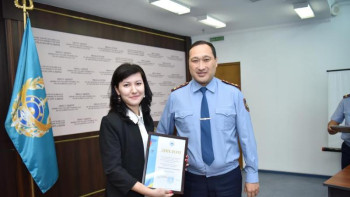 Фотография к новости: ІІМ қызметкері сайлау заңнамасы бойынша тестілеудің жеңімпазы атанды