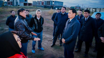 Фотография к новости: 5 жыл бұрын пәтер сатып алғандар әлі үйдің іргетасы да жоқтығына шағымданды