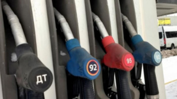 Фотография к новости: Ақмола облысында 2 тоннадан астам бензинді құжатсыз сақтаған