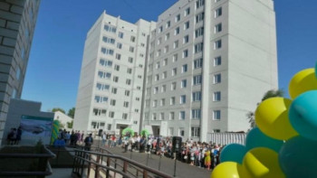 Фотография к новости: Павлодарда «7-20-25» бағдарламасымен 800-ден астам жас баспаналы болған