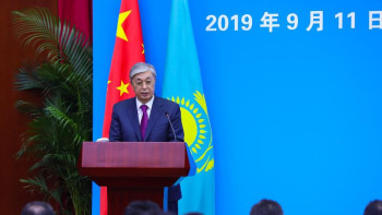 Фотография к новости: Президент Қытай қоғамдық ғылымдар академиясында лекция оқыды