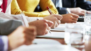 Фотография к новости: Маңғыстауда 2000-ға жуық адам латын әліпбиінде ашық диктант жазды