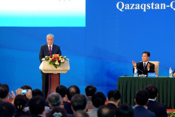 Фотография к новости: Мемлекет басшысы Қазақстан-Қытай Іскерлік кеңесінің алтыншы отырысына қатысты