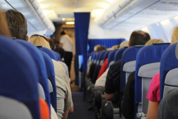 Фотография к новости: Ішімдік ішкен Үндістан азаматын Алматы-Шымкент рейсінен түсіріп тастады